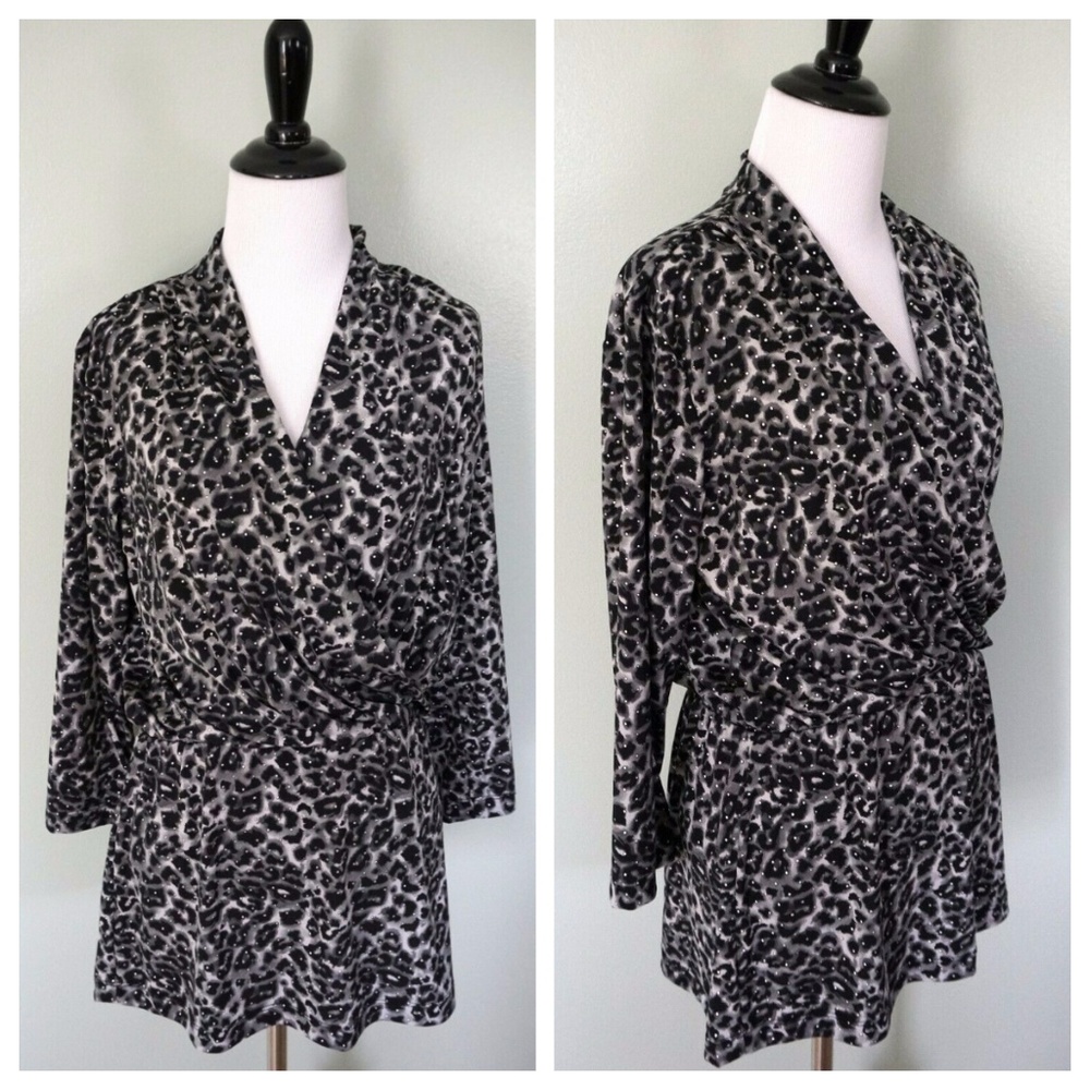 CHICOS Travelers Black White Metallic Wrap Blouse